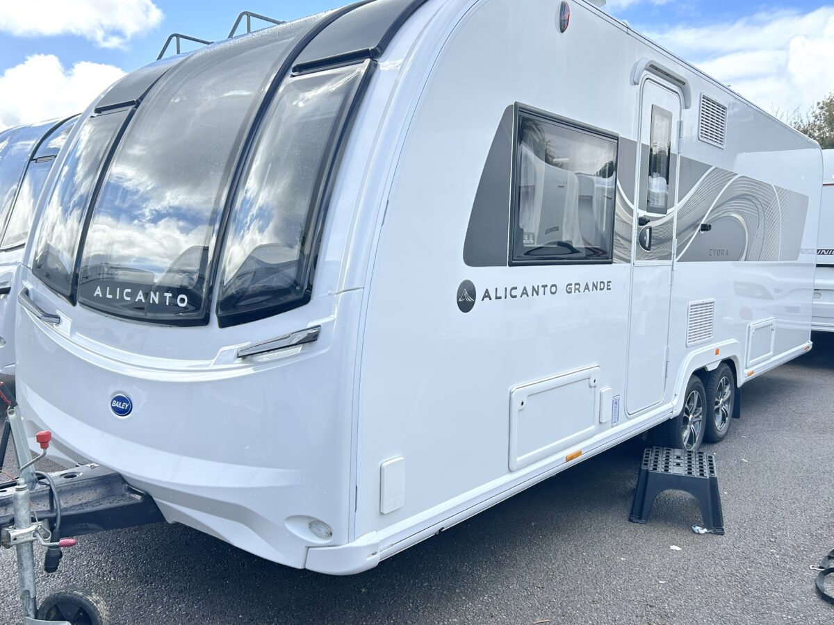 Bailey Alicanto Grande Evora
