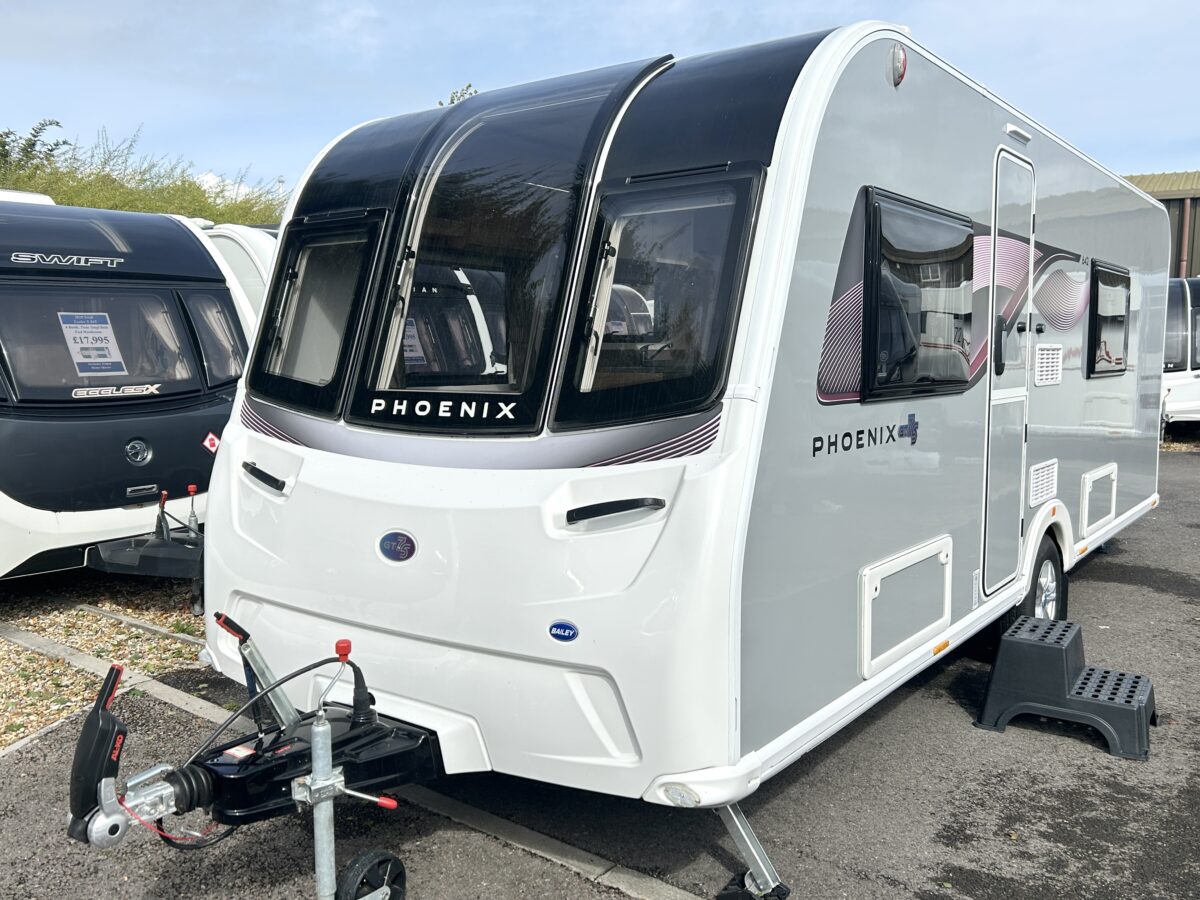 Bailey Phoenix GT75 642
