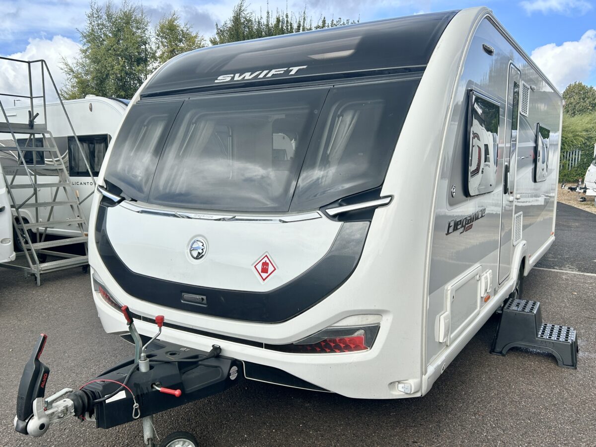 Swift Elegance Grande 780