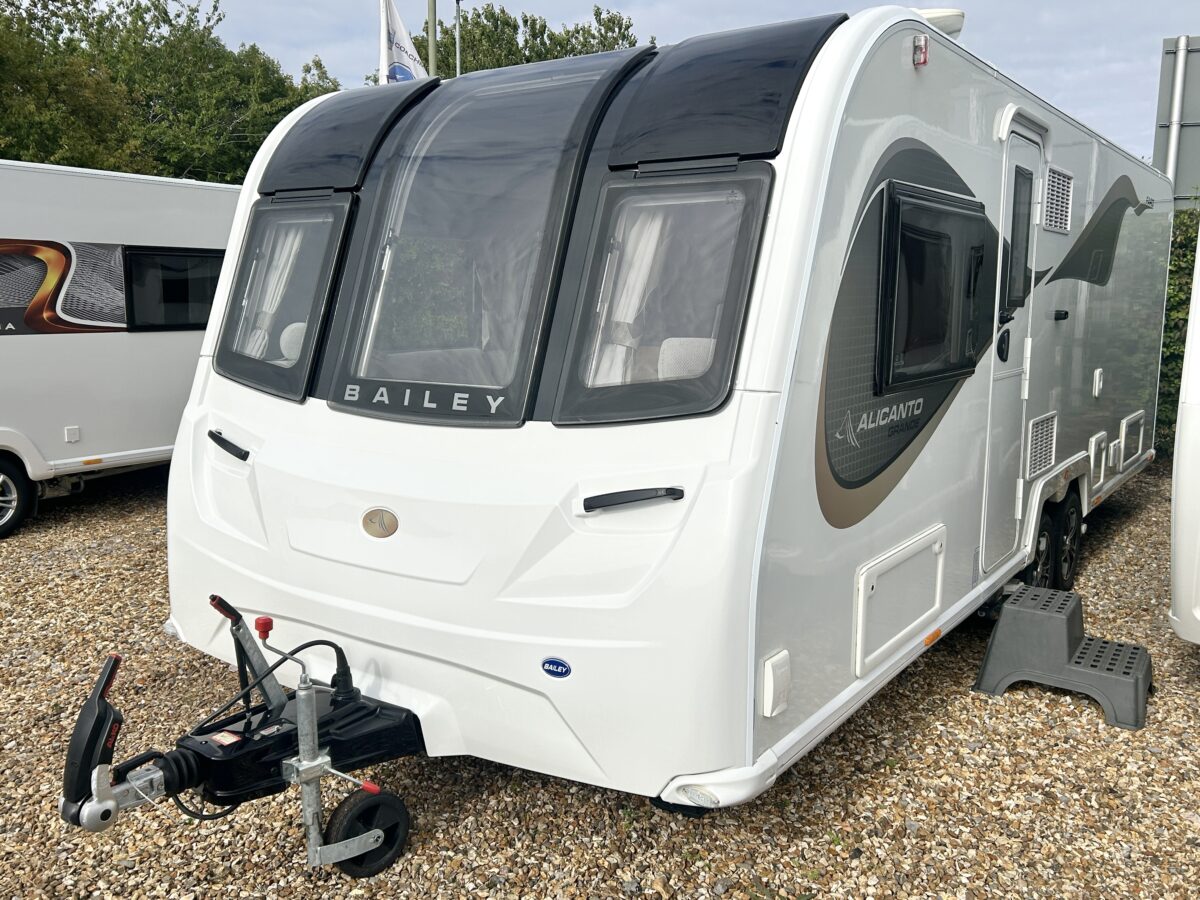 Bailey Alicanto Grande Faro (£3000+ Extras!)