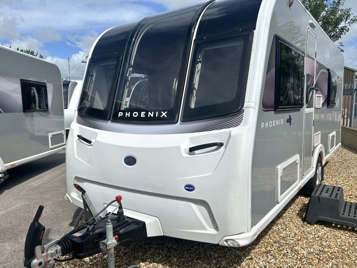 Bailey Phoenix GT75 440