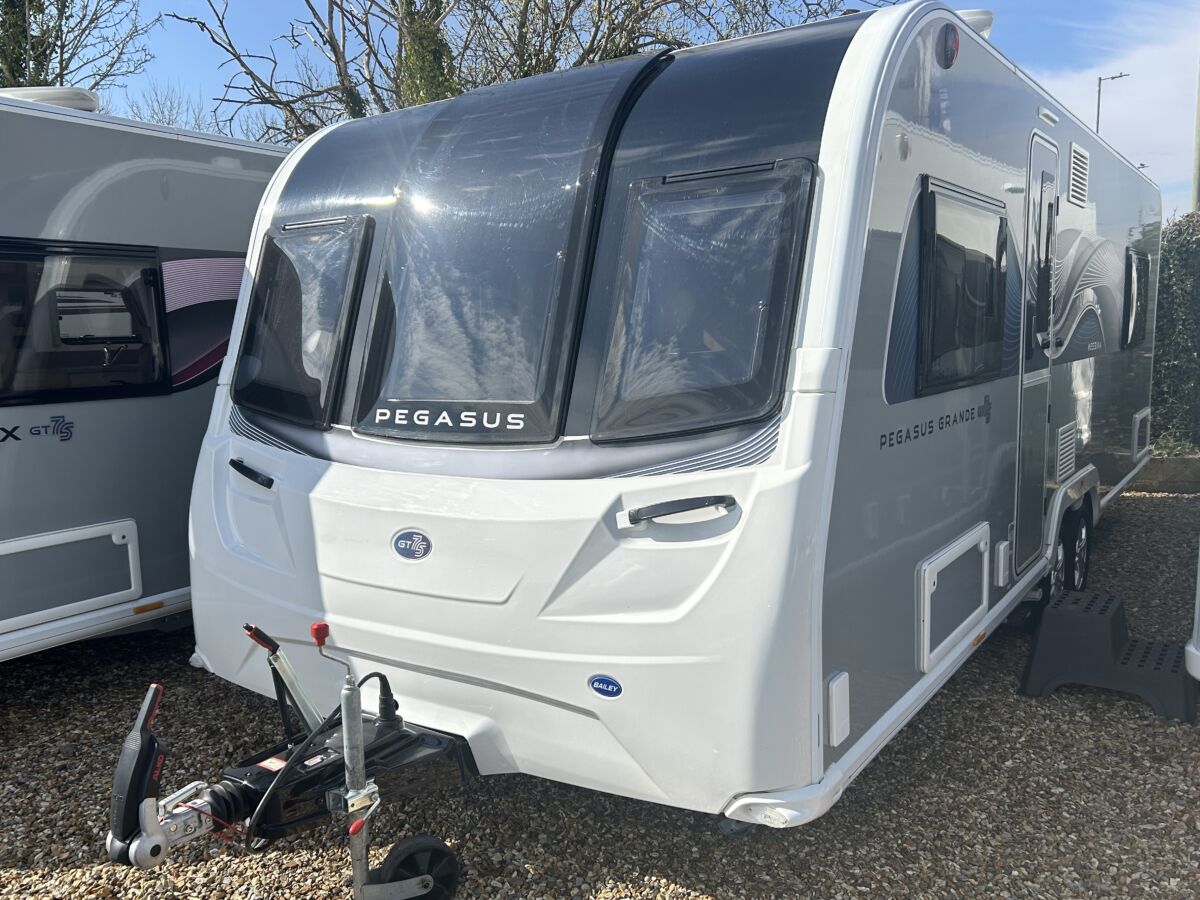 Bailey Pegasus Grande GT75 Messina