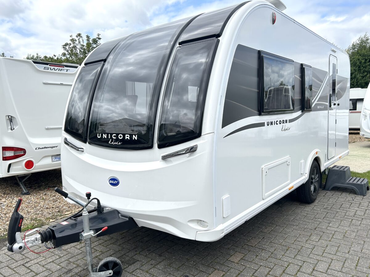 Bailey Unicorn Deluxe Seville