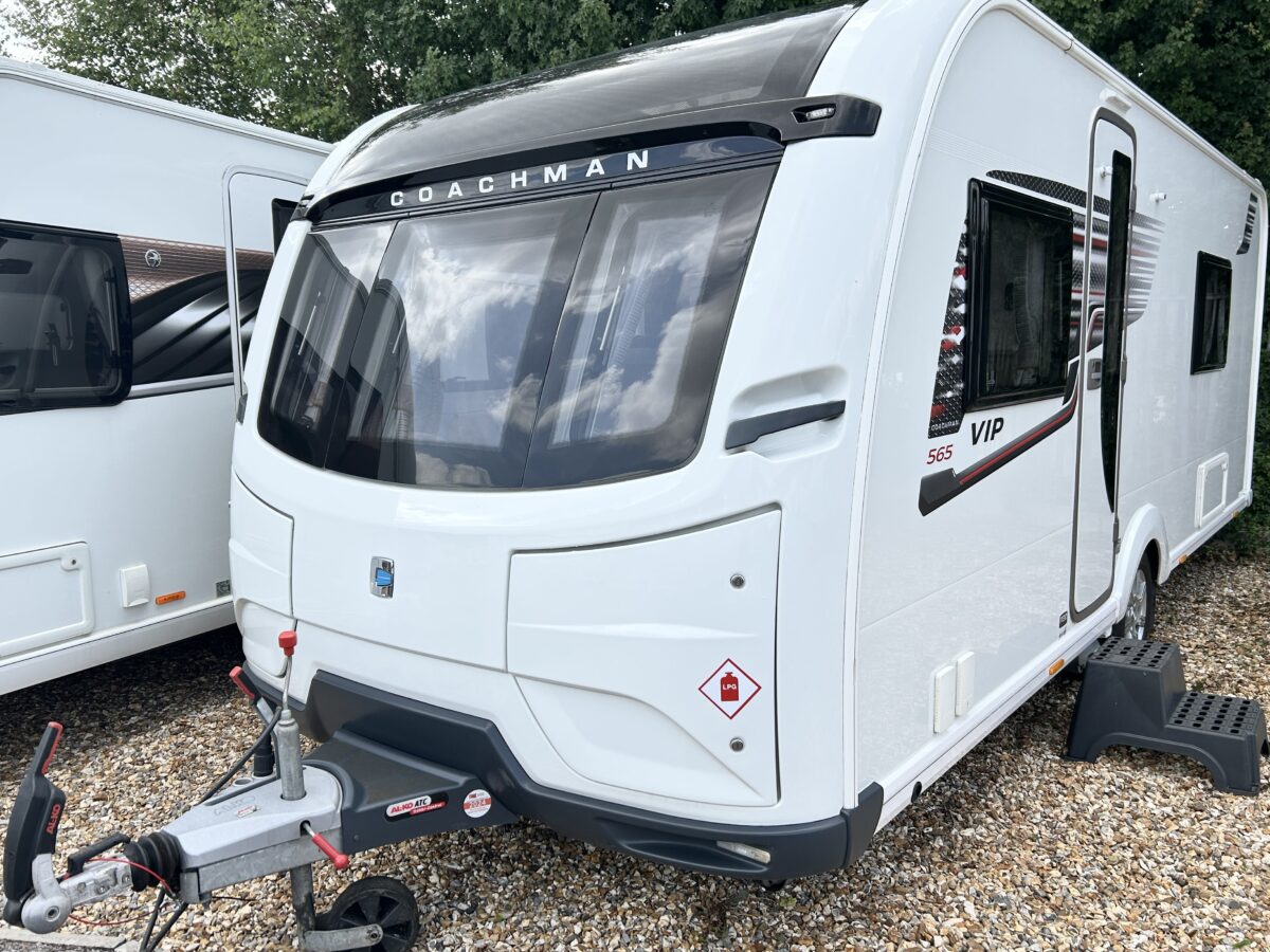 Coachman VIP 565