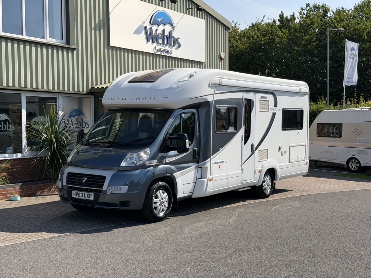 Auto-Trail Frontier Cherokee