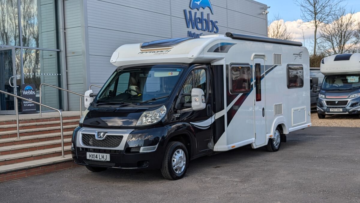 Bailey Autograph 745