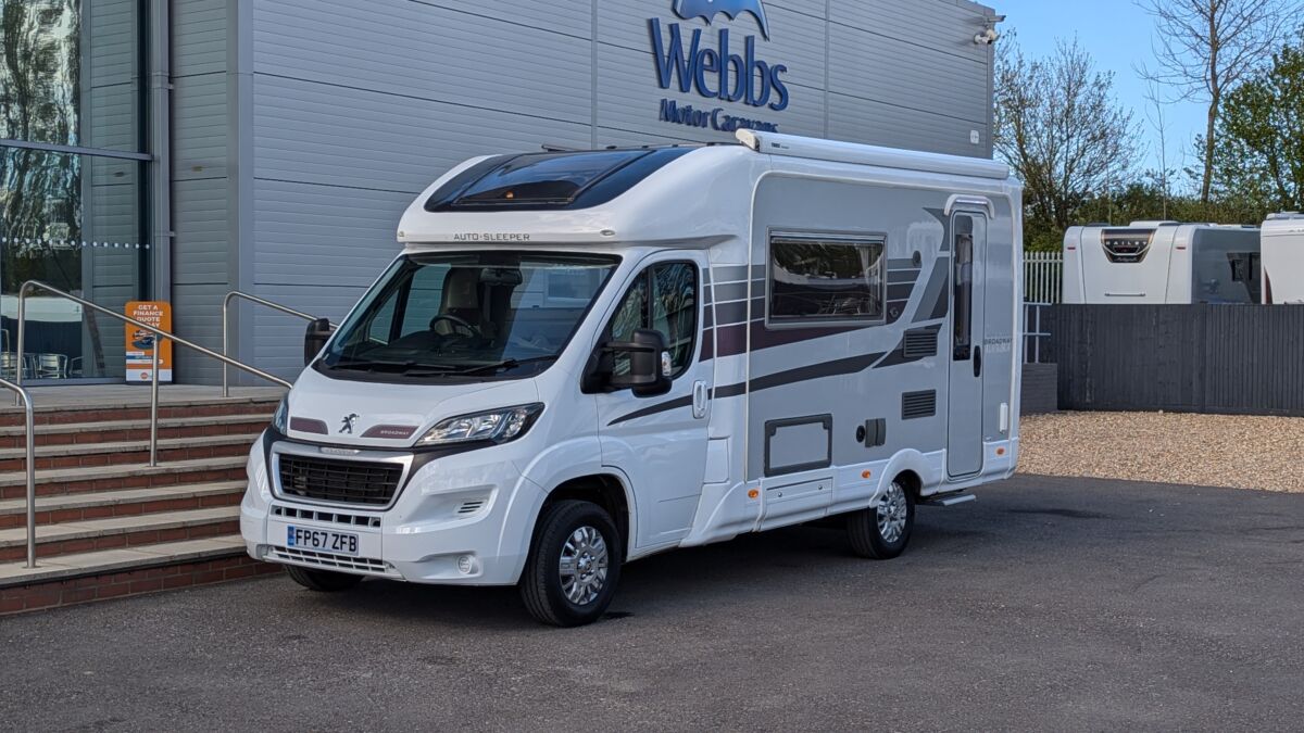 Auto-Sleeper Broadway EK