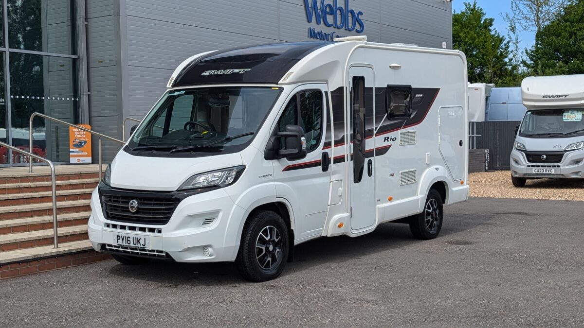 Swift Rio 325