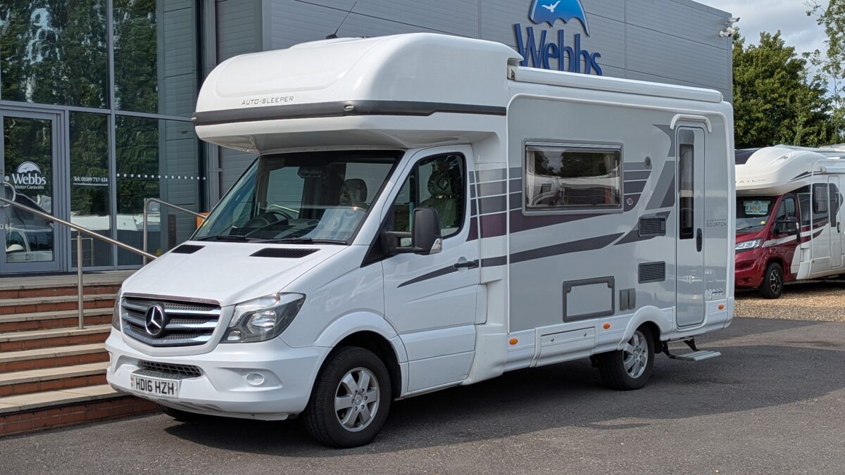 Auto-Sleeper Bourton – Automatic