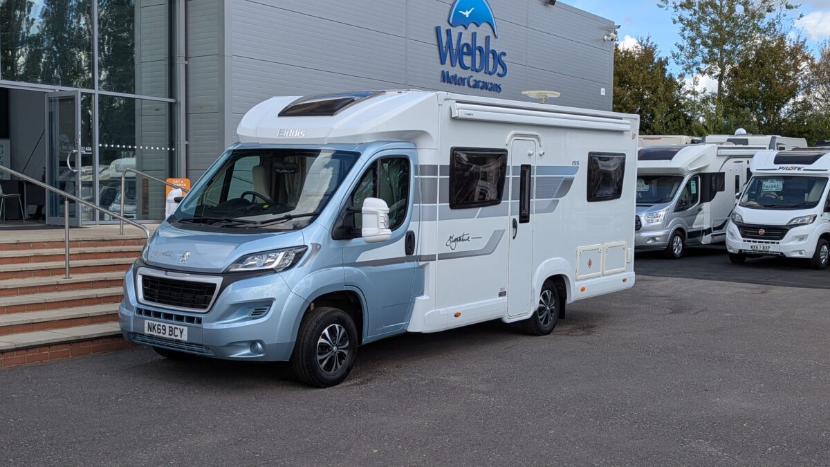 Elddis Signature 155