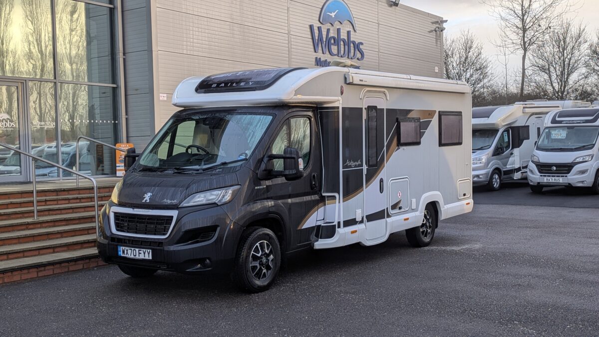 Bailey Autograph 69-2