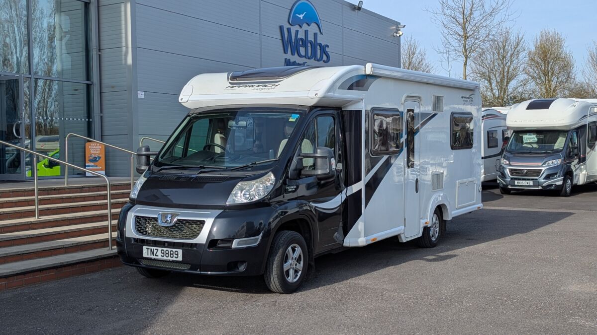 Bailey Approach Autograph 740