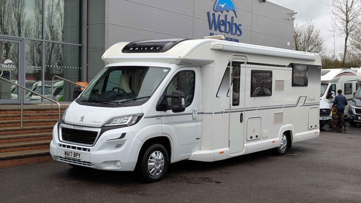 Bailey Autograph 79-4i