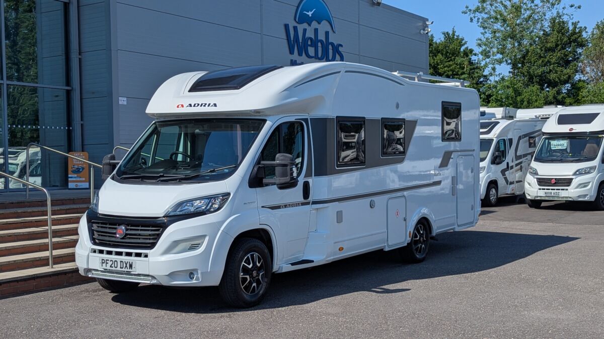 Adria Matrix 670SC Plus