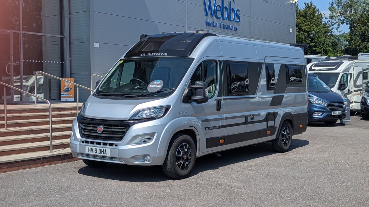 Adria Twin Supreme 640 SLB – Automatic