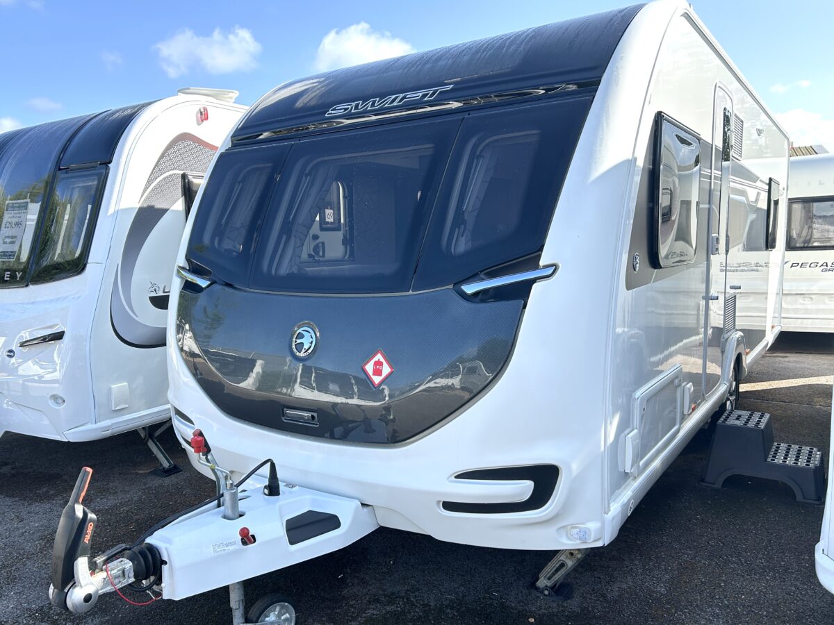 Swift Conqueror 560